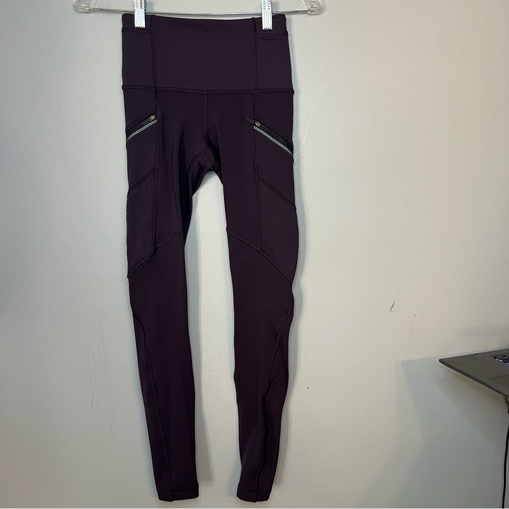 Lululemon Athletic Leggings Purple Zippers Size 2 Running Athleisure Winter